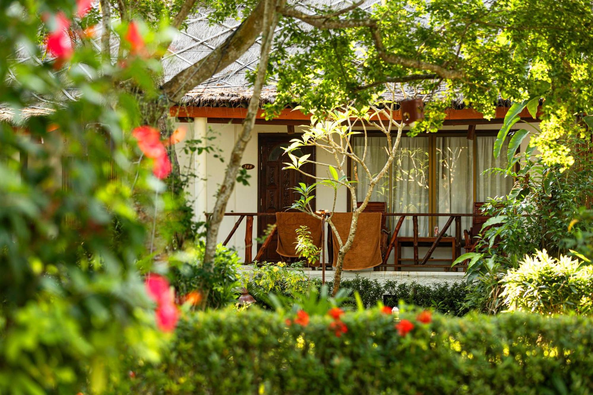 Lipa Lodge Beach Resort Lipa Noi Exterior foto
